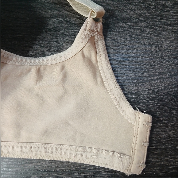 Vanity Fair Full Coverage Underwire Bra 40DD - Picture 11 of 13